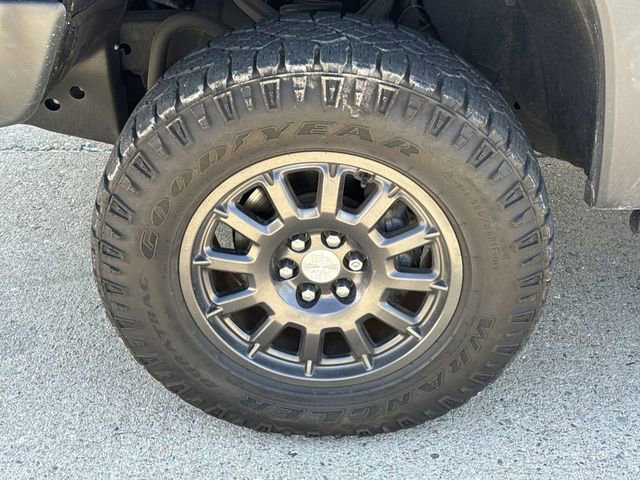 Used 2020 Chevrolet Colorado ZR2 w/ Colorado ZR2 Bison Edition image 31