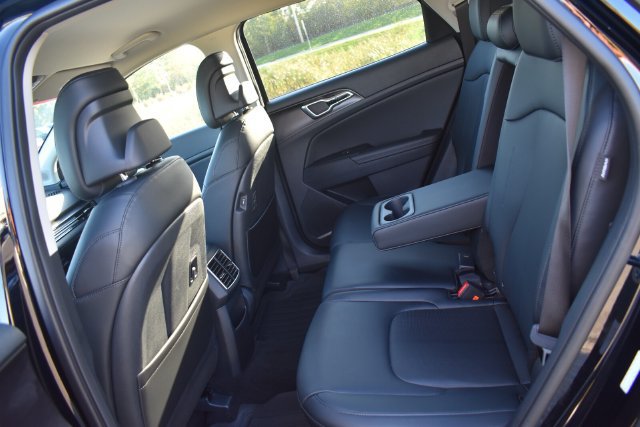 New 2026 Kia Sportage EX FWD image 18
