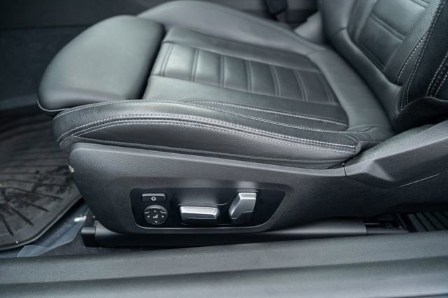 Used 2023 BMW M240i xDrive Coupe w/ Premium Package image 23