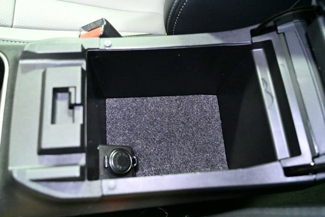 Certified 2024 Subaru Outback Limited image 29