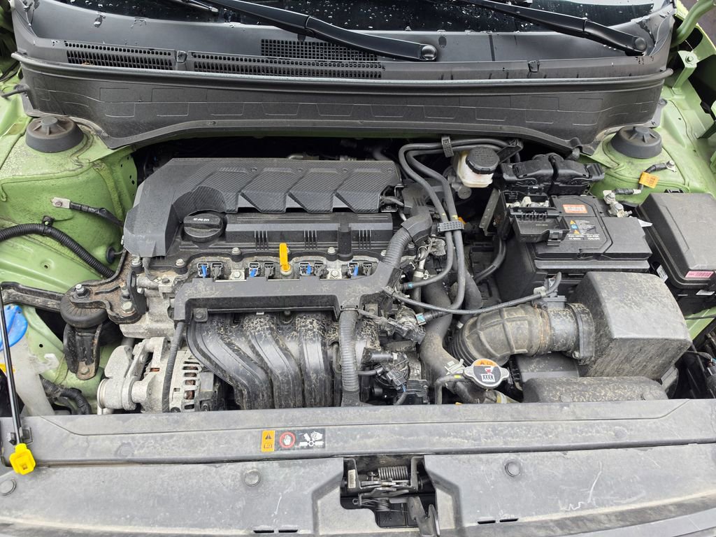Used 2024 Hyundai Venue SEL FWD image 7