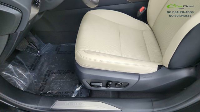 Used 2024 Lexus RX 350 FWD w/ Technology Package image 34