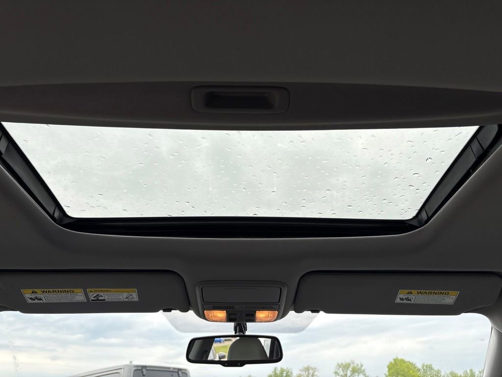 Used 2017 Honda Pilot EX-L image 4