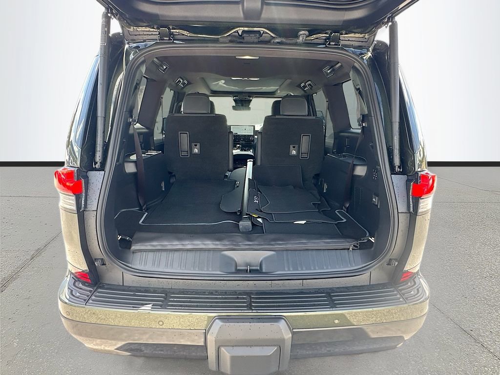 Used 2024 Lexus GX 550 w/ Cold Area Package AWD/4WD image 28