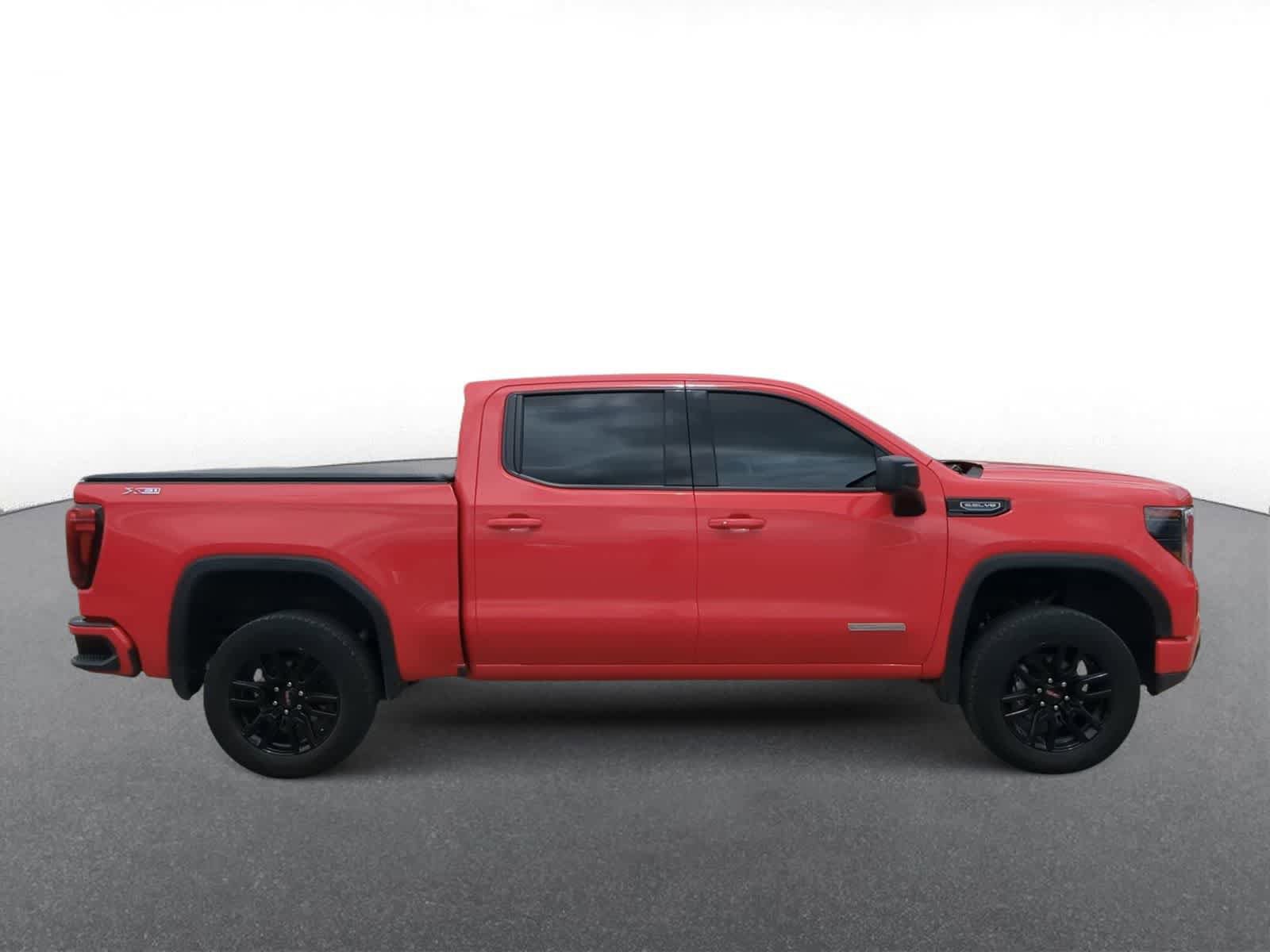 Used 2024 GMC Sierra 1500 Elevation w/ X31 Off-Road Package AWD/4WD image 9