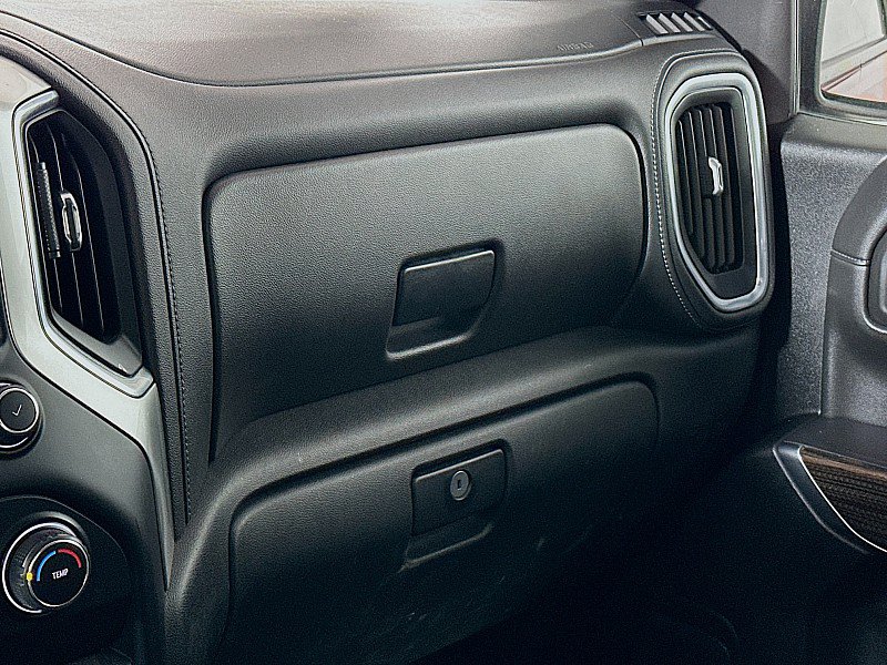 Used 2020 Chevrolet Silverado 1500 LT AWD/4WD image 21