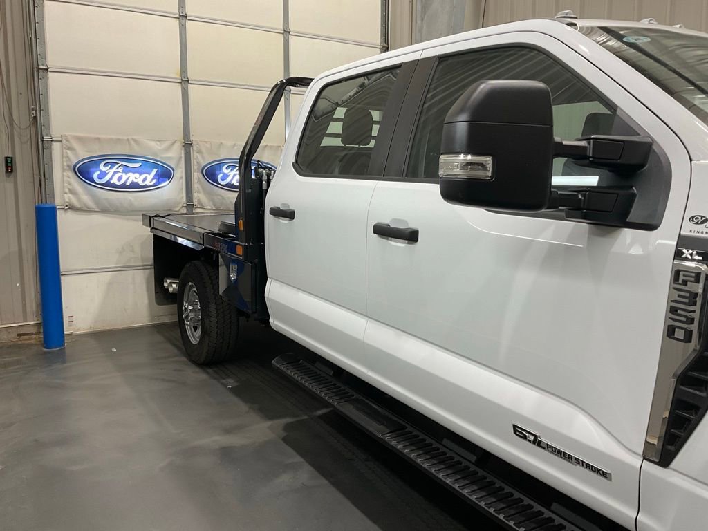 New 2026 Ford F350 XL w/ FX4 Off-Road Package image 3