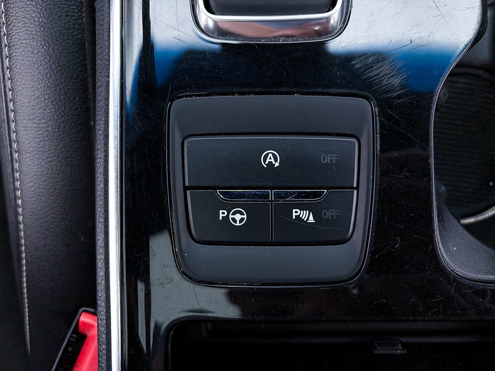 Used 2020 Ford Edge ST w/ Equipment Group 401A AWD/4WD image 31