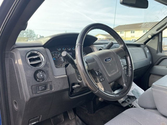 Used 2014 Ford F150 XLT w/ XLT Chrome Package image 13