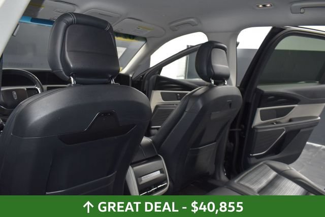 Used 2024 Lincoln Nautilus Reserve AWD/4WD image 23