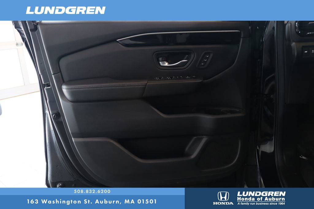 Used 2024 Honda Pilot EX-L image 9