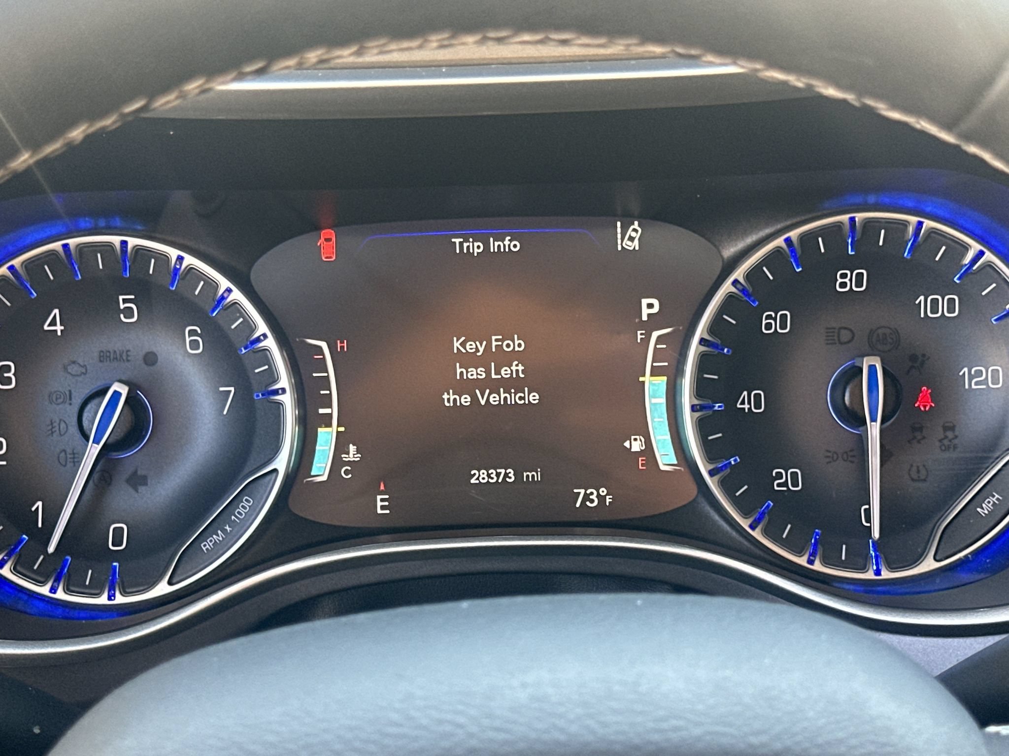Used 2023 Chrysler Pacifica Touring-L FWD image 25