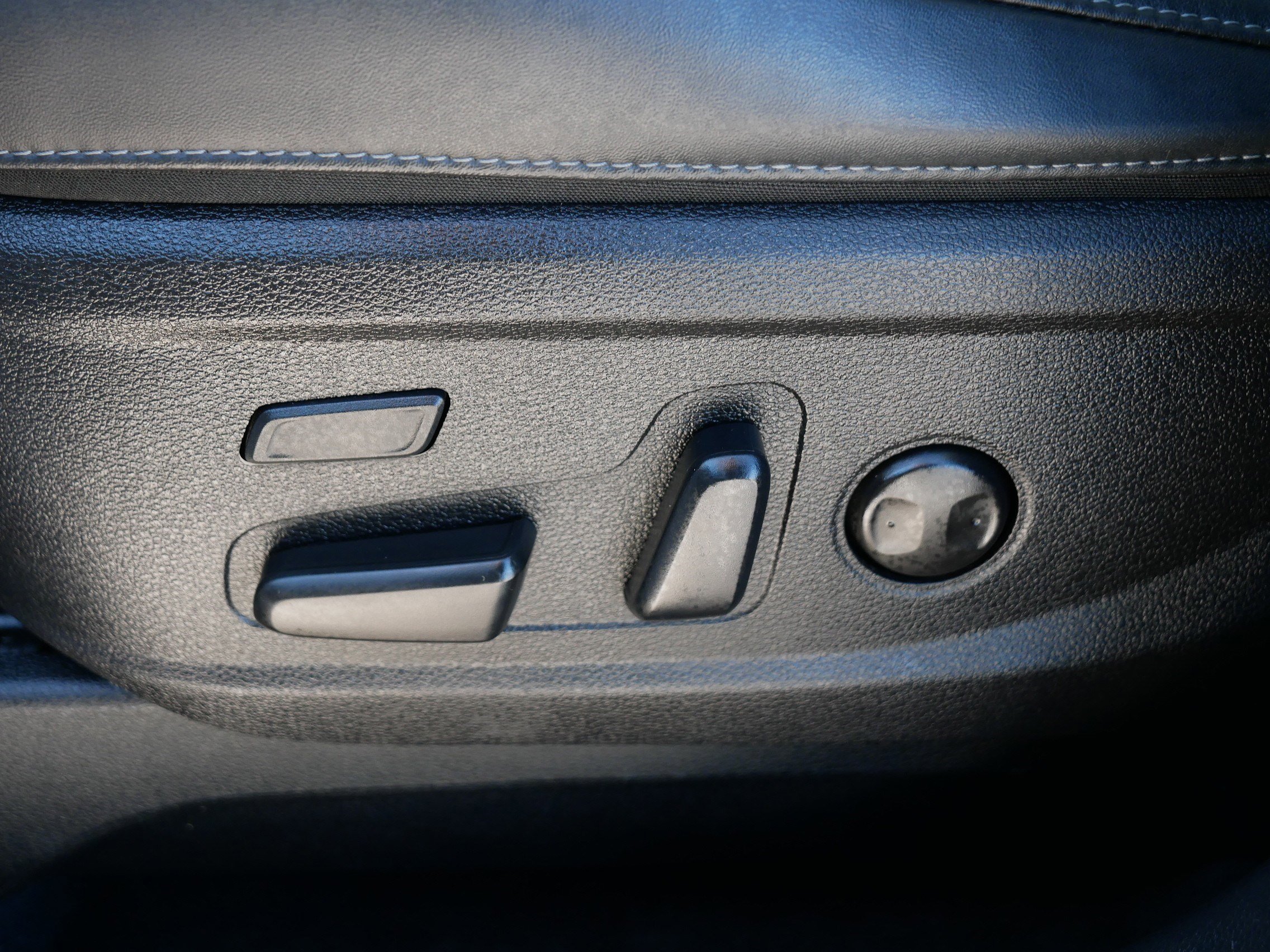 Certified 2022 Kia Telluride SX w/ SX Prestige Package image 20