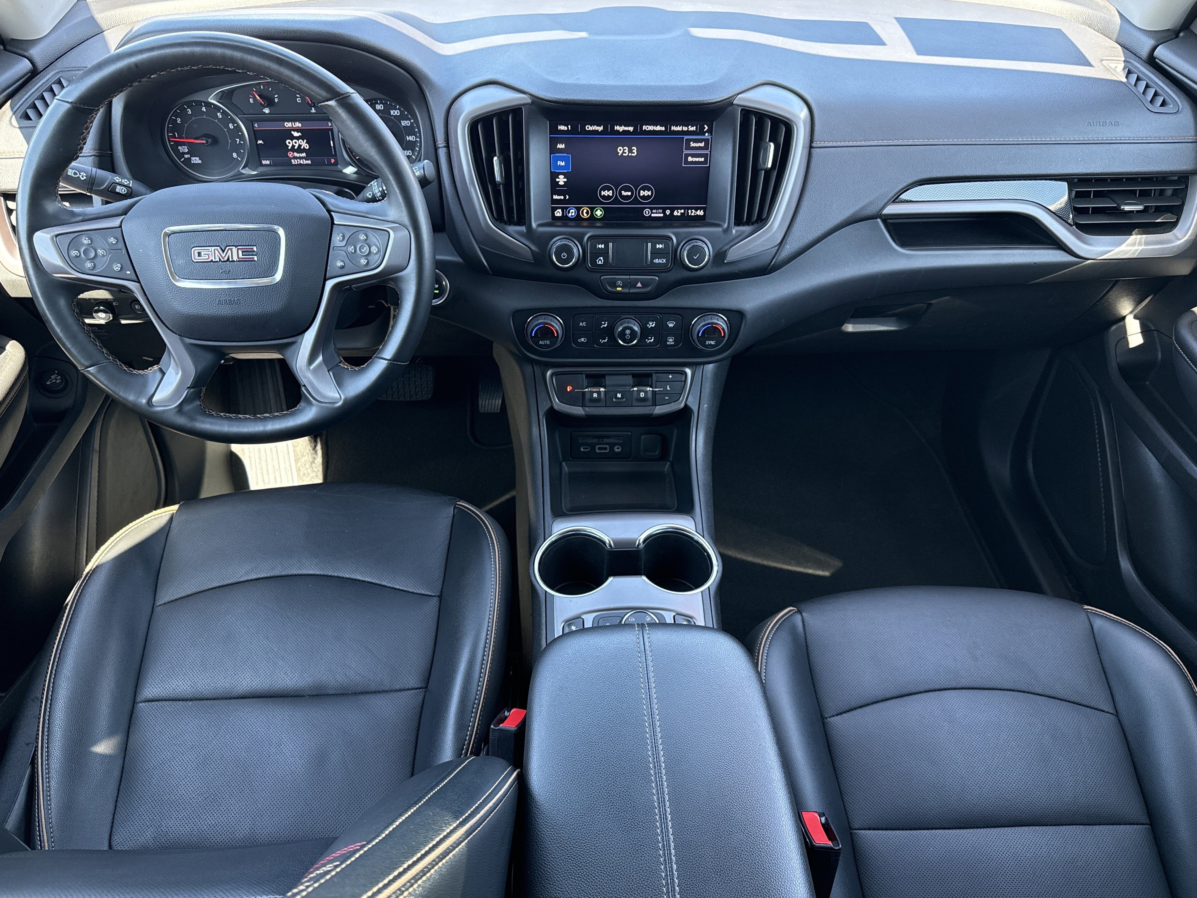 Used 2023 GMC Terrain AT4 image 33