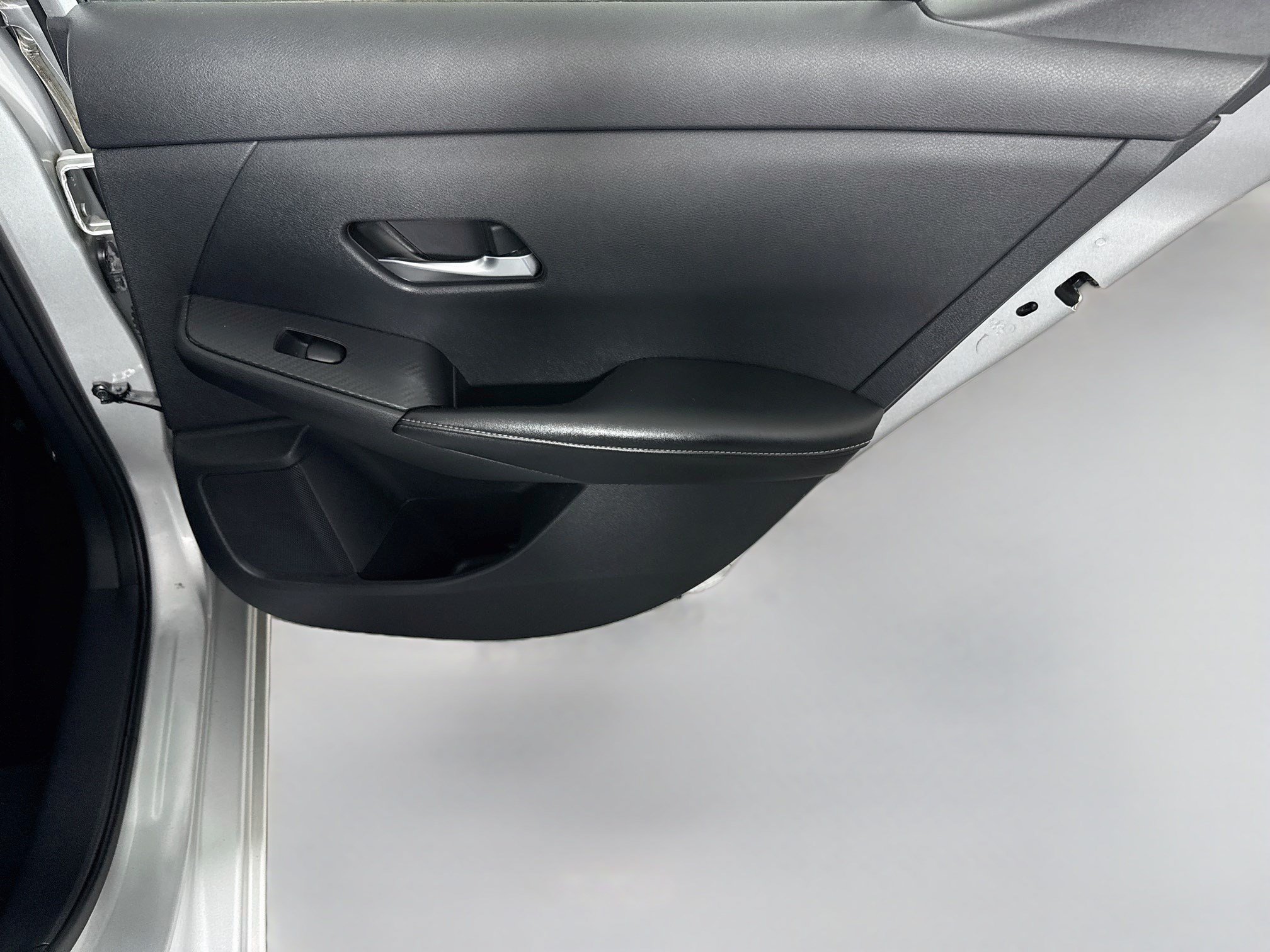Used 2020 Nissan Sentra SV w/ Trunk Package FWD image 28