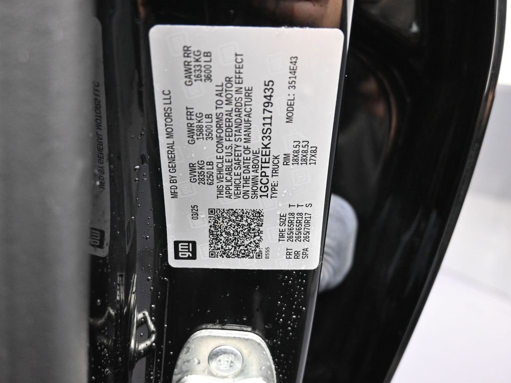 Used 2025 Chevrolet Colorado Trail Boss image 18