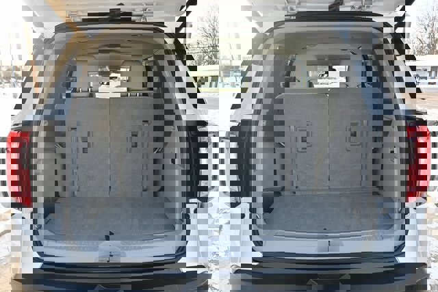 Used 2021 GMC Acadia SLT w/ Technology Package image 22