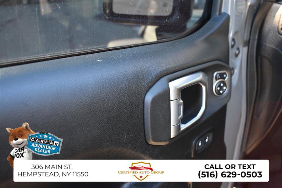 Used 2022 Jeep Gladiator Willys image 14