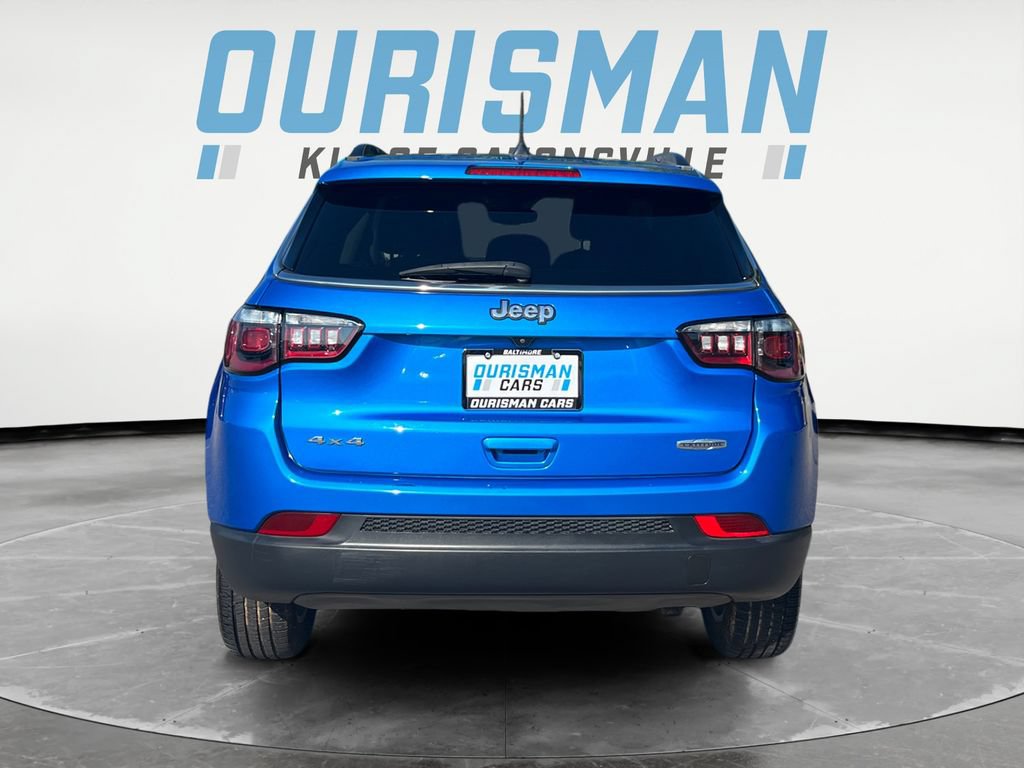 Used 2022 Jeep Compass Latitude AWD/4WD image 5