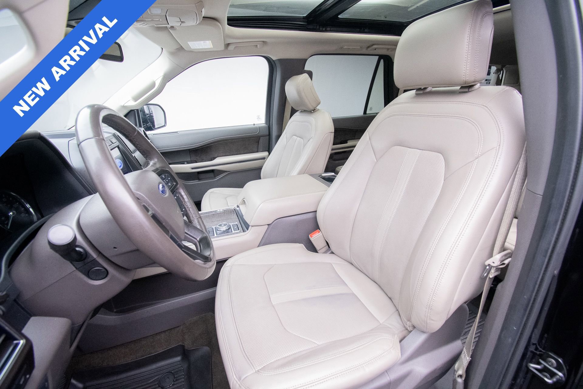 Used 2020 Ford Expedition Max Limited w/ Equipment Group 301A image 9