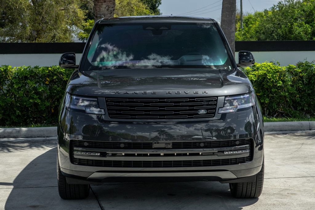 Used 2026 Land Rover Range Rover SE image 12