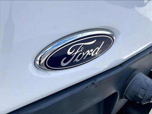 Used 2018 Ford Transit 150 148 Medium Roof RWD image 30