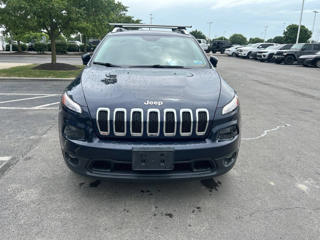 Used 2015 Jeep Cherokee Latitude w/ Comfort/Convenience Group AWD/4WD image 8