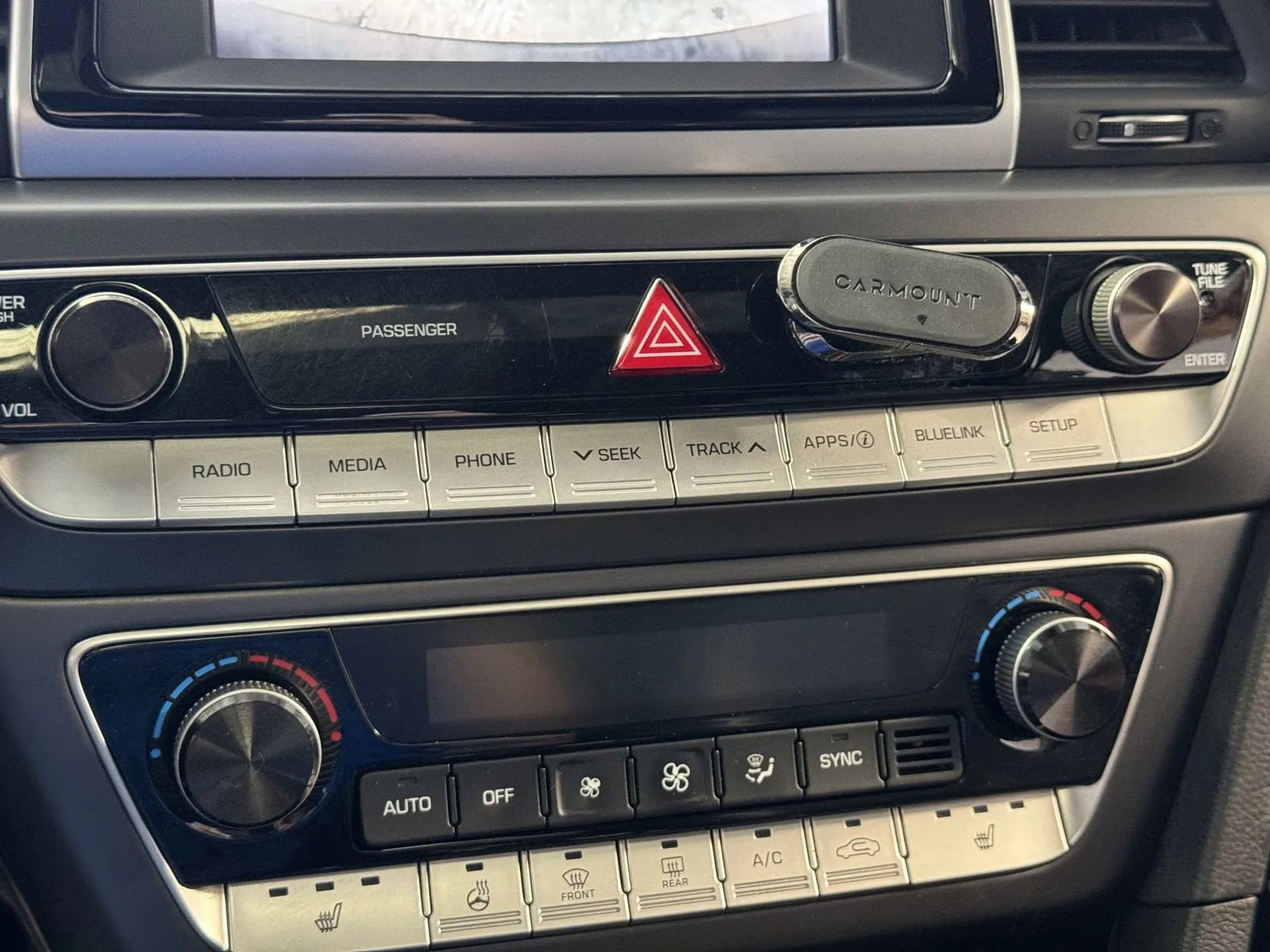 Used 2018 Hyundai Sonata Sport w/ Tech Package 05 FWD image 17