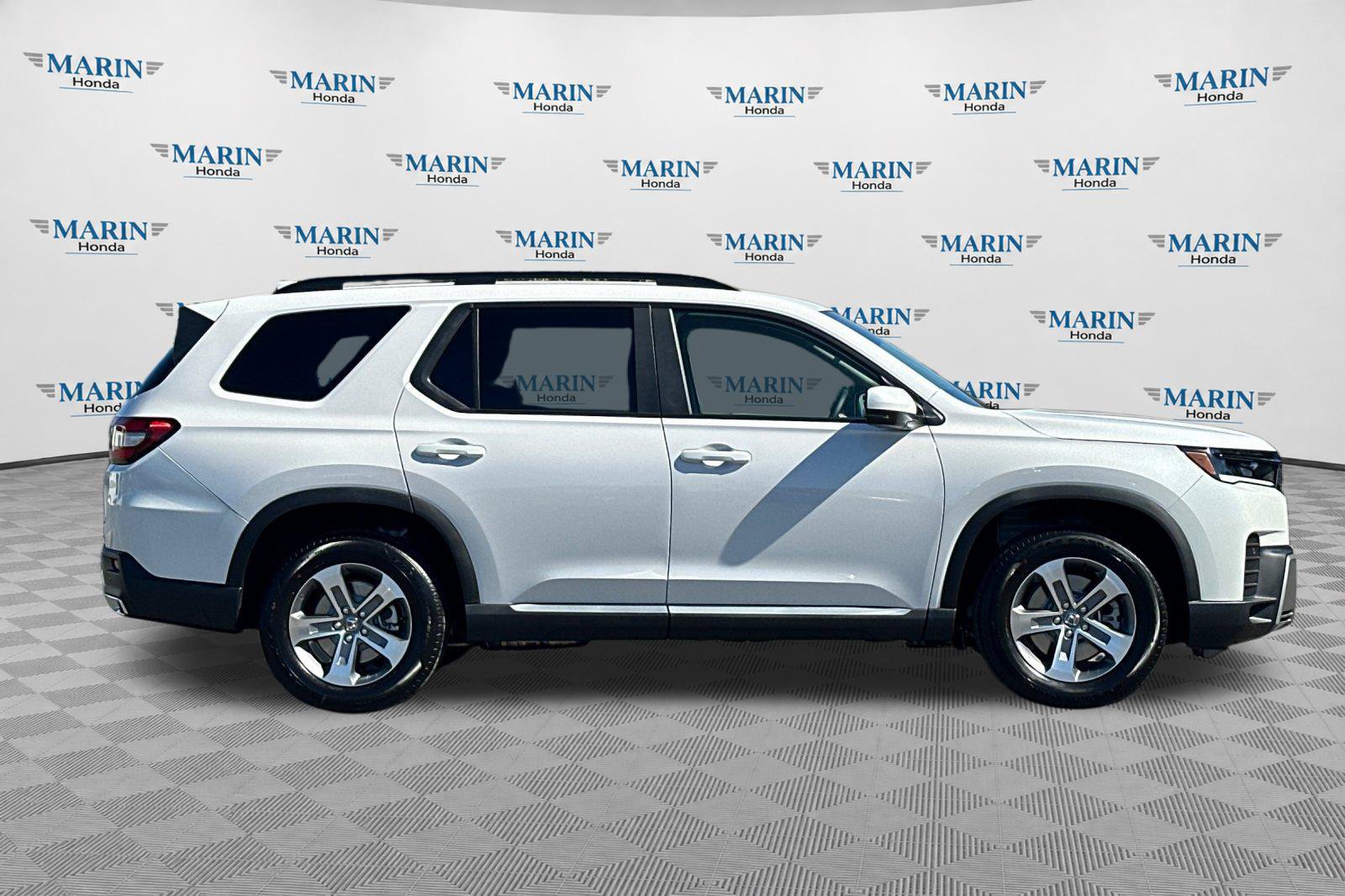 New 2026 Honda Pilot EX-L image 2