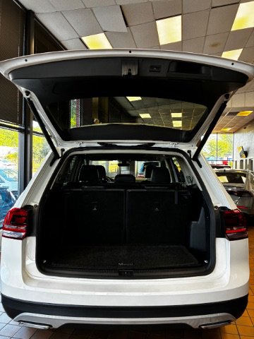 Used 2020 Volkswagen Atlas SE w/ Panoramic Sunroof Package FWD image 14