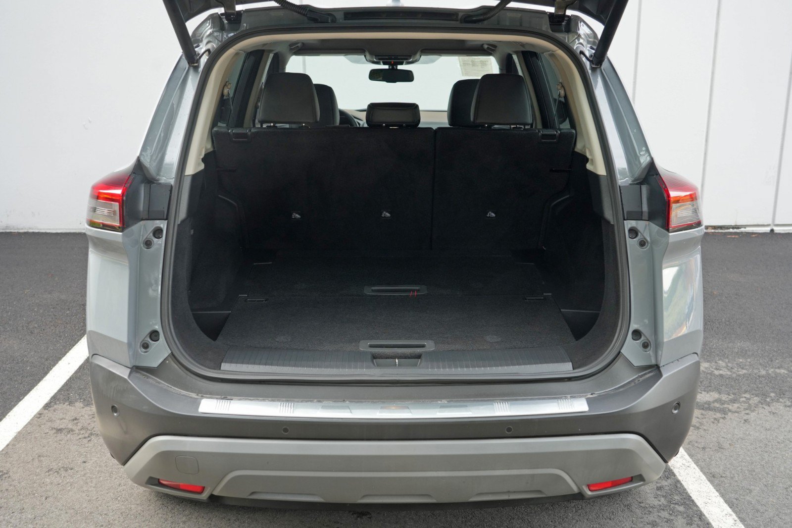 Used 2021 Nissan Rogue SL FWD image 9