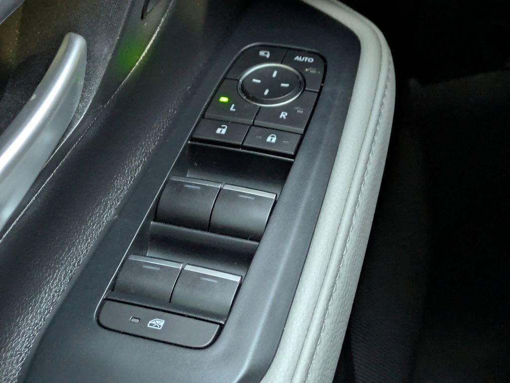 Certified 2024 Toyota Grand Highlander Platinum image 5