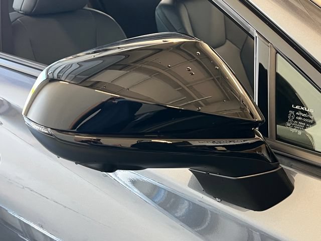 New 2026 Lexus RZ 350e 2WD w/ Technology Package image 17
