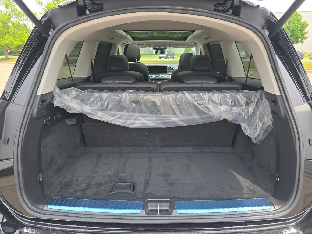 New 2026 Mercedes-Benz GLS 450 4MATIC image 18
