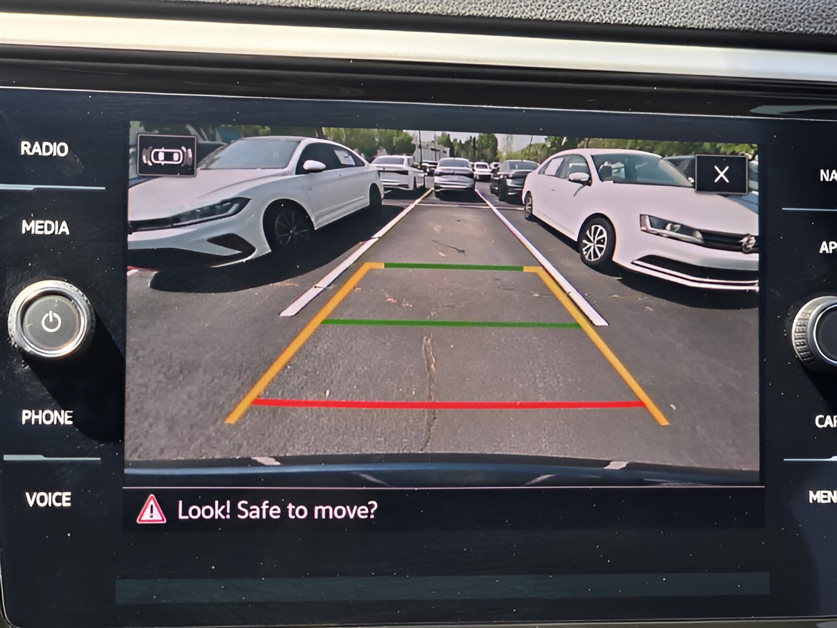 Used 2023 Volkswagen Atlas Cross Sport SEL R-Line image 16