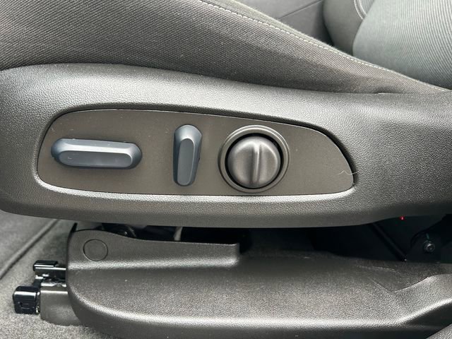 Used 2024 Chevrolet Blazer LT w/ Convenience Package image 21