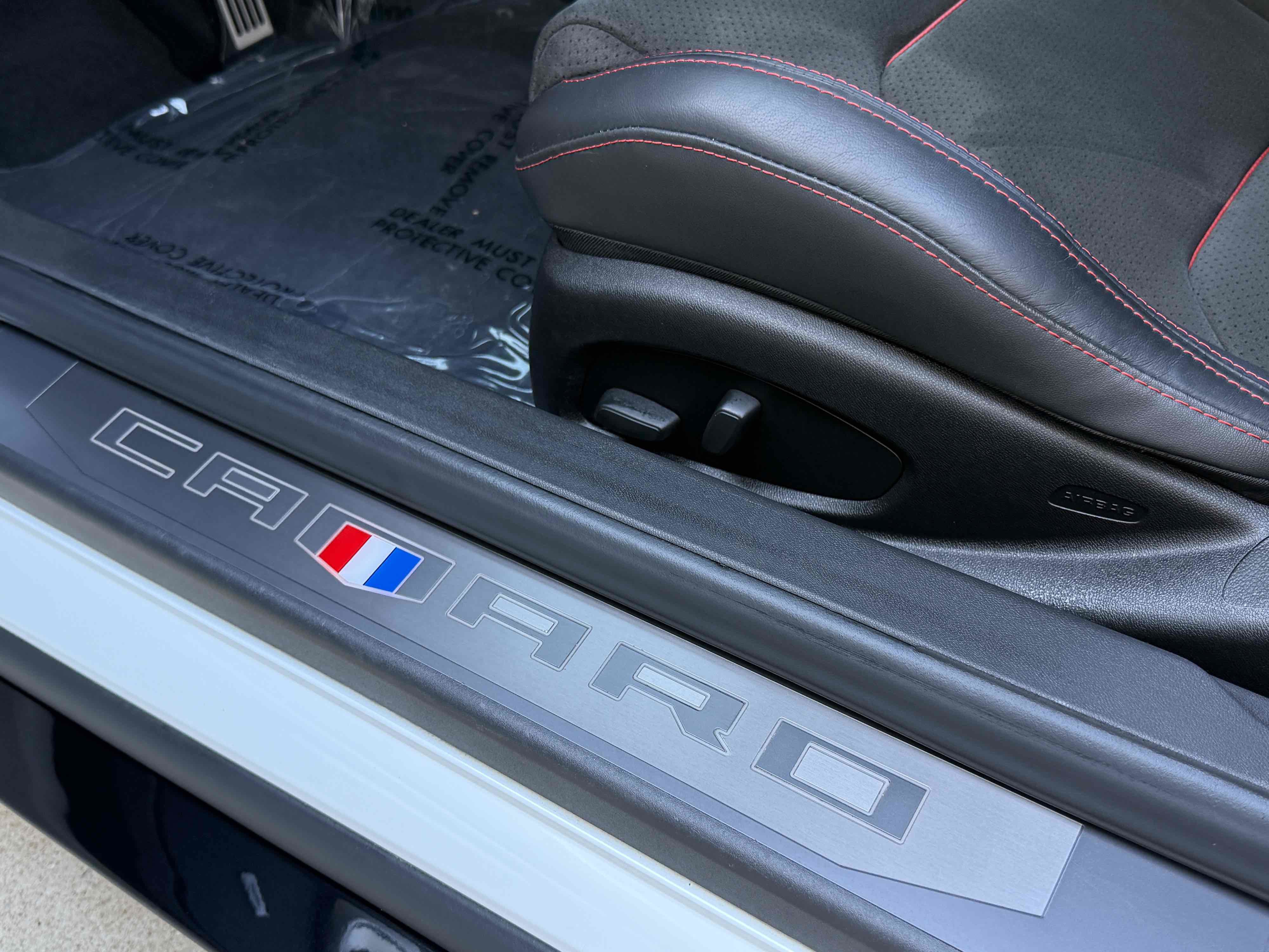 Used 2018 Chevrolet Camaro ZL1 image 41