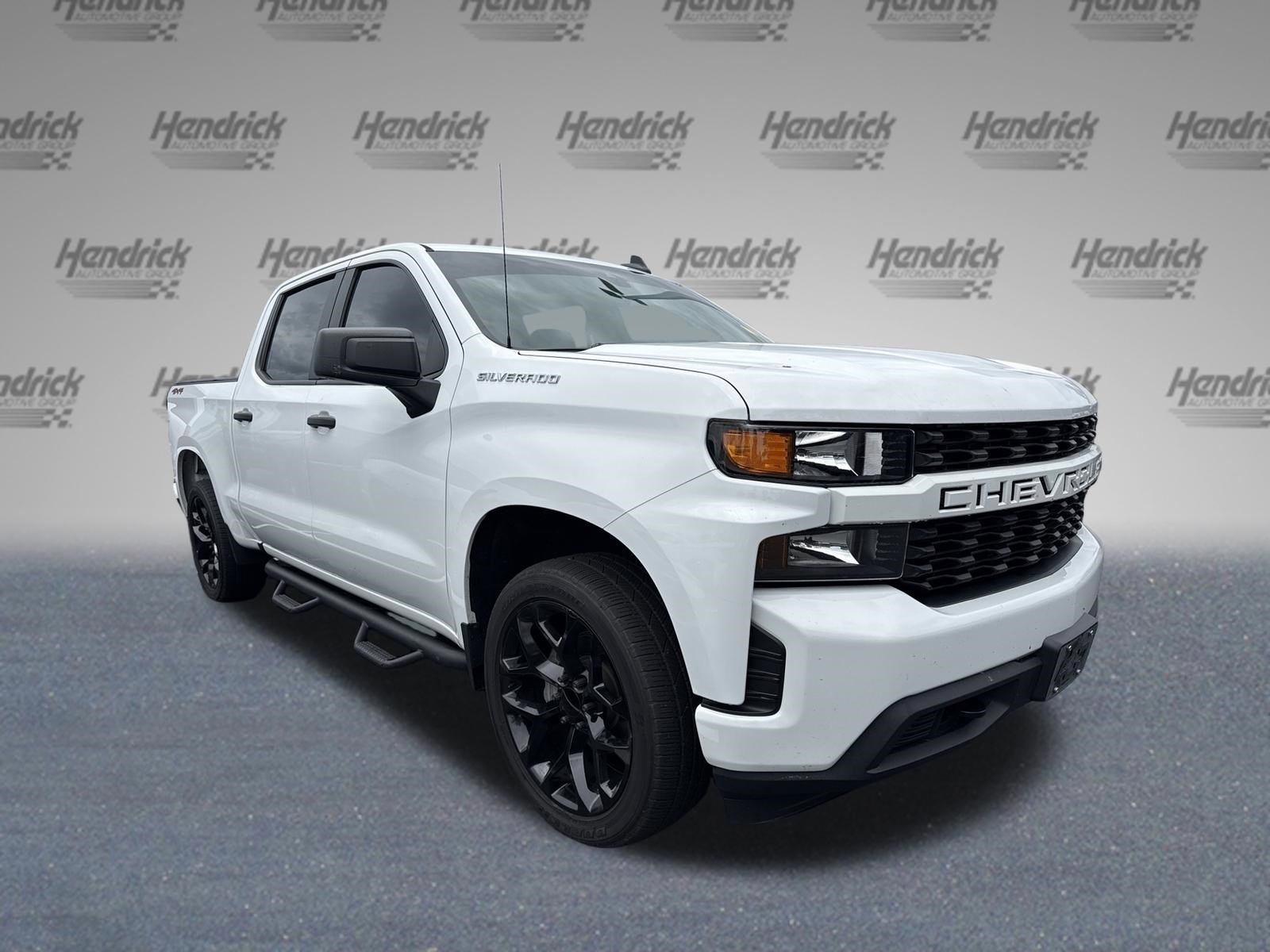 Used 2021 Chevrolet Silverado 1500 Custom w/ Safety Confidence Package AWD/4WD image 2