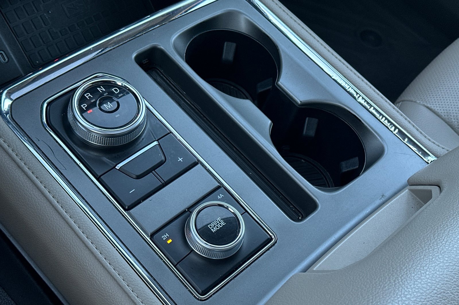 Used 2020 Ford Expedition XLT w/ Equipment Group 202A image 22