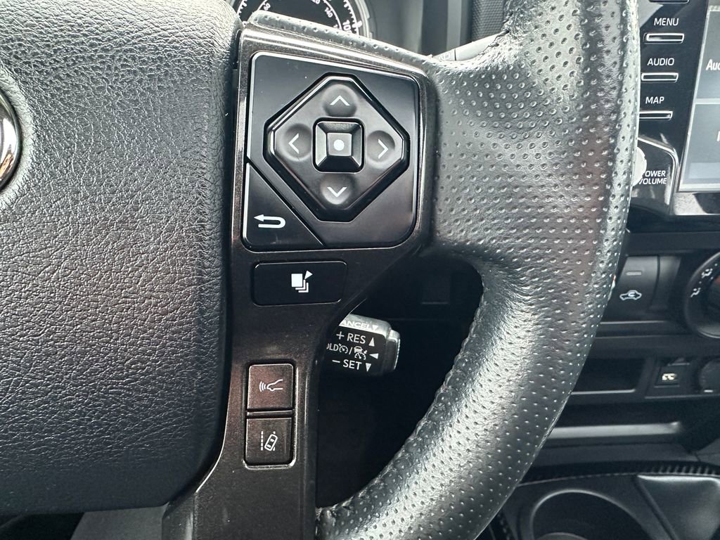 Used 2020 Toyota 4Runner TRD Off-Road Premium w/ Moonroof Package image 22