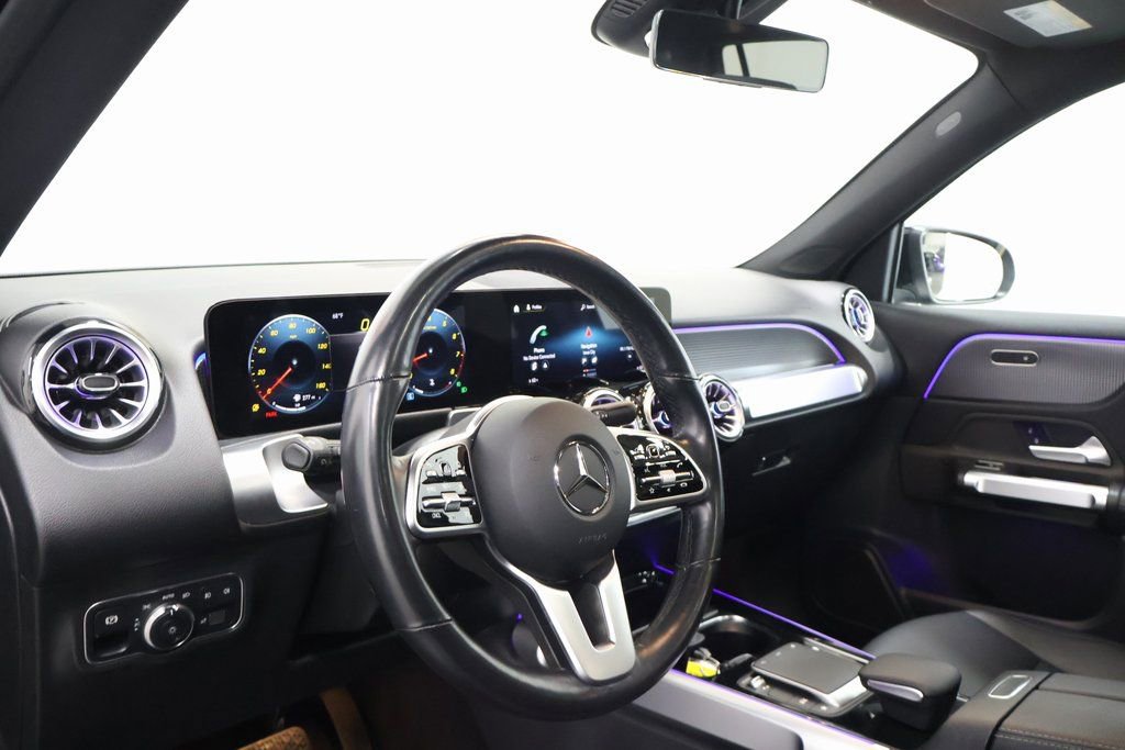Certified 2022 Mercedes-Benz GLB 250 4MATIC image 15