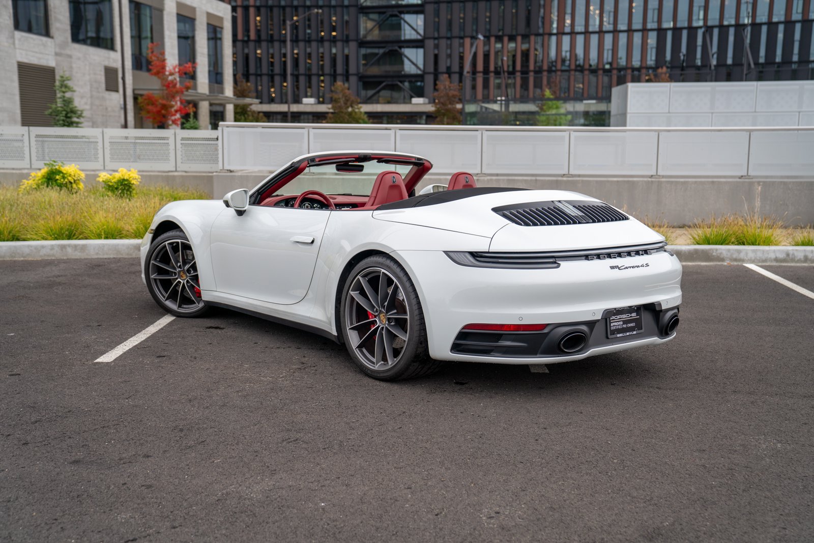 Certified 2022 Porsche 911 Carrera 4S AWD/4WD image 3