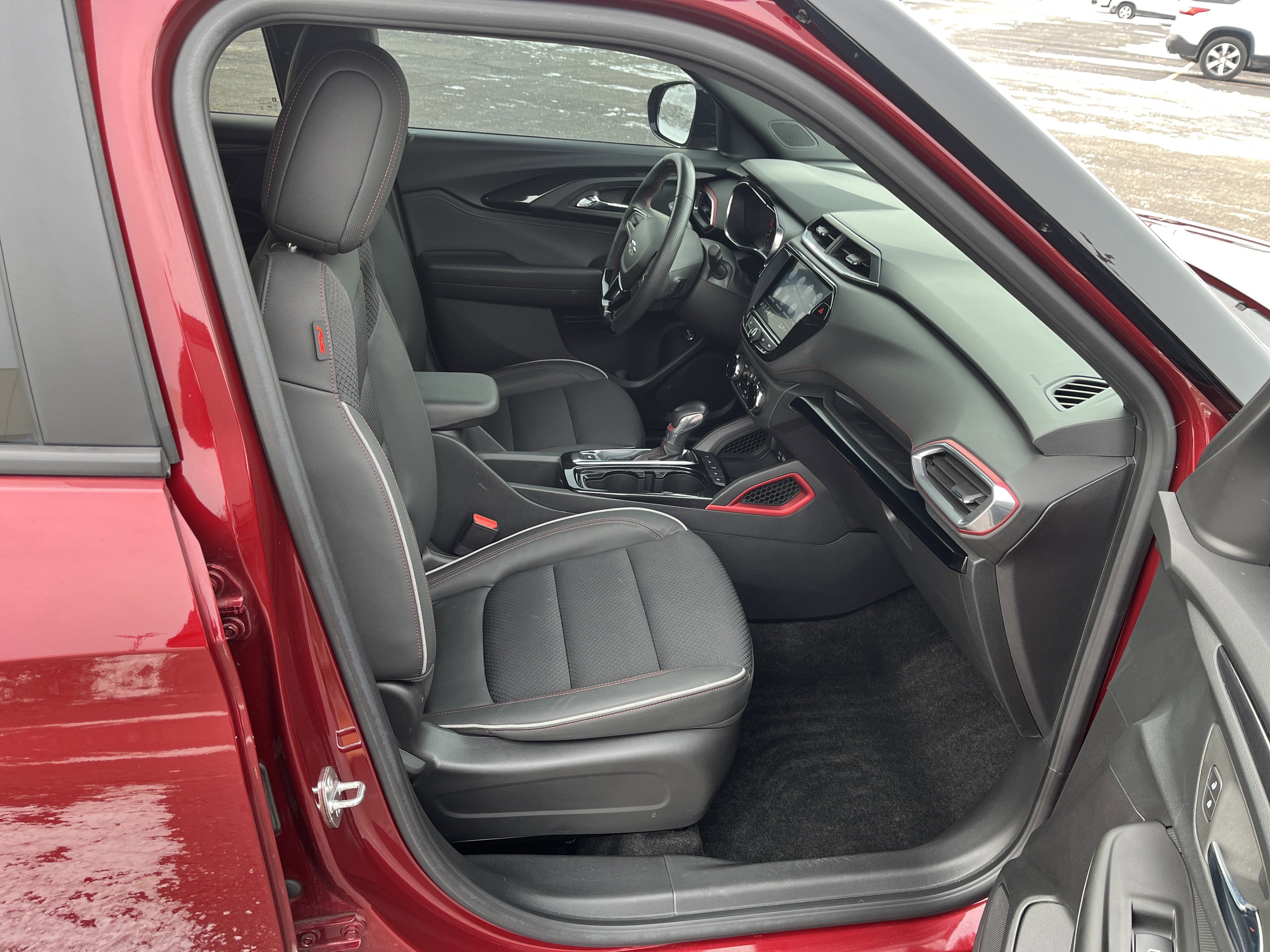 Used 2023 Chevrolet TrailBlazer RS w/ Sun and Liftgate Package image 16