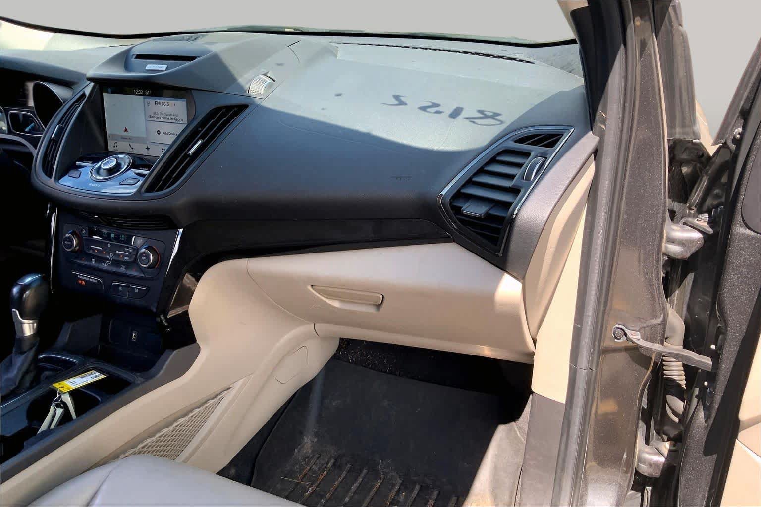 Used 2017 Ford Escape Titanium AWD/4WD image 19