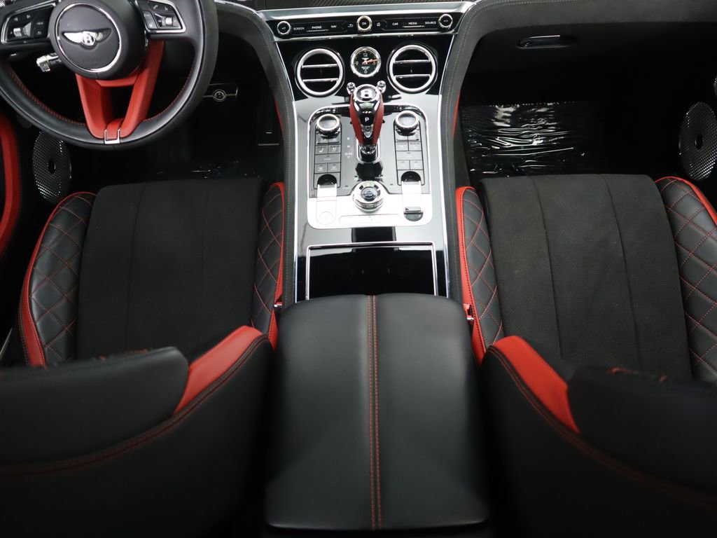 Used 2024 Bentley Continental GT Speed image 17