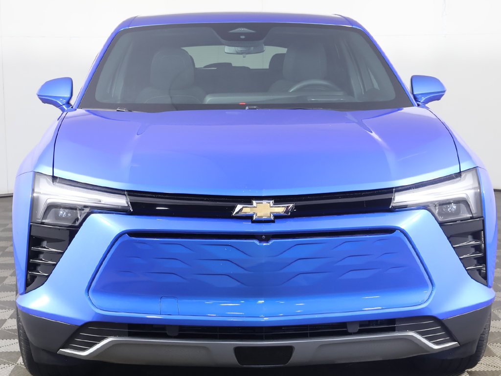Used 2025 Chevrolet Blazer EV LT AWD/4WD image 11