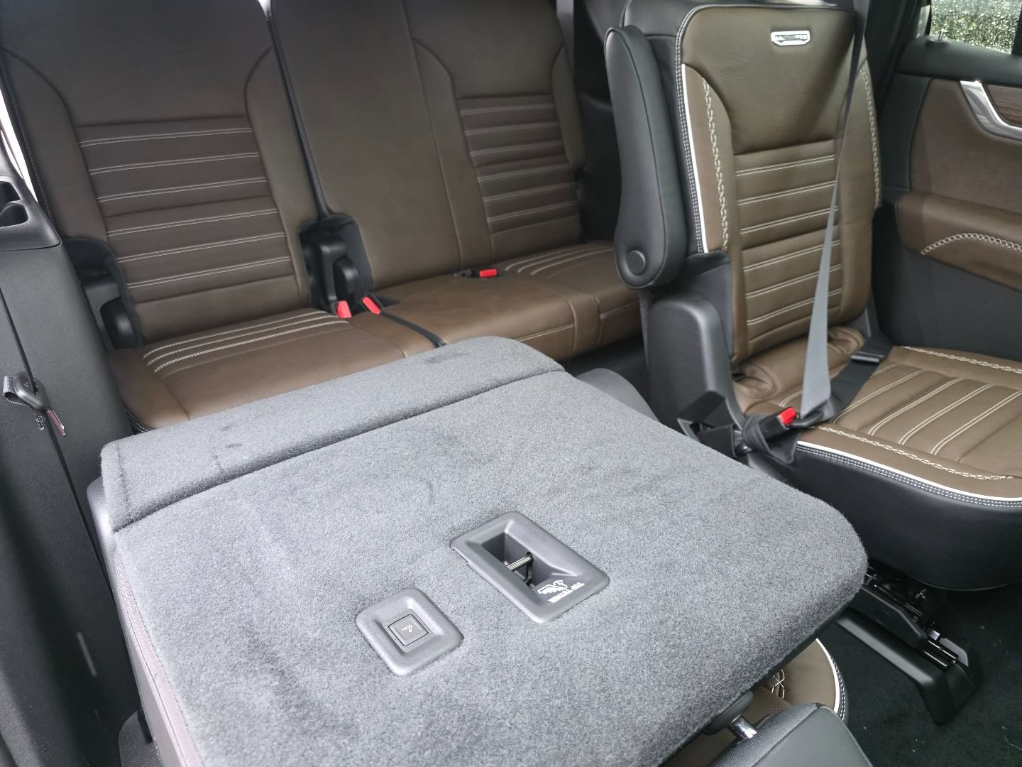 New 2026 GMC Acadia Denali Ultimate AWD/4WD image 25