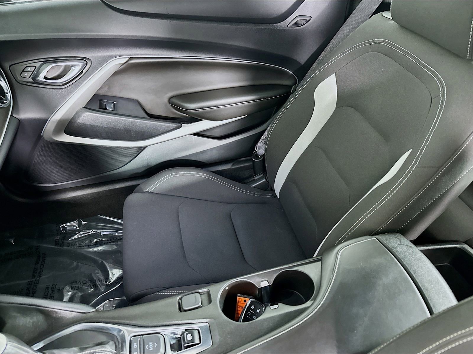 Used 2016 Chevrolet Camaro LT RWD image 22