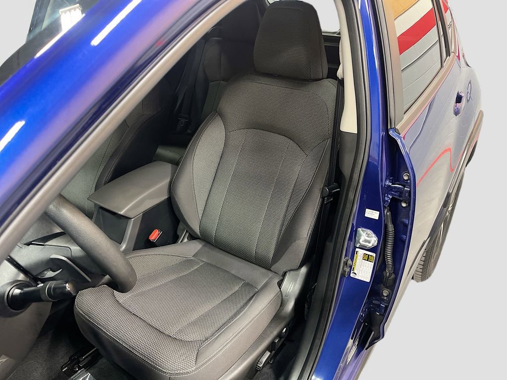 Used 2024 Subaru Crosstrek 2.0i Premium image 18