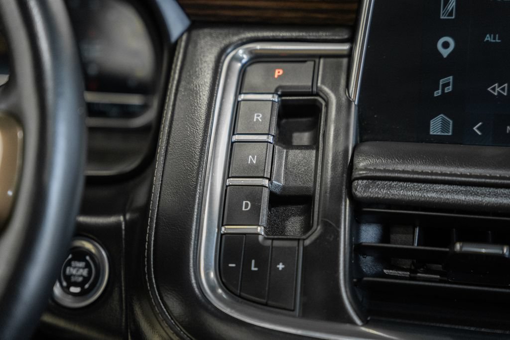Used 2024 Chevrolet Tahoe High Country w/ Advanced Technology Package AWD/4WD image 29
